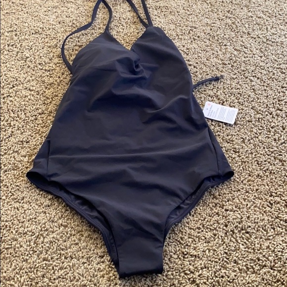 NWT lululemon weave the waves one piece size 6